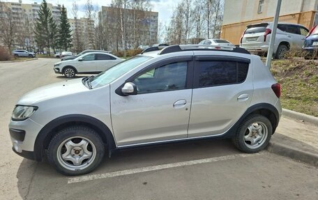 Renault Sandero II рестайлинг, 2015 год, 850 000 рублей, 4 фотография