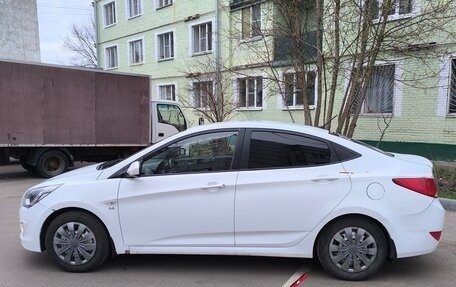 Hyundai Solaris II рестайлинг, 2015 год, 752 000 рублей, 3 фотография
