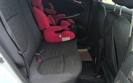 Hyundai Solaris II рестайлинг, 2015 год, 752 000 рублей, 10 фотография