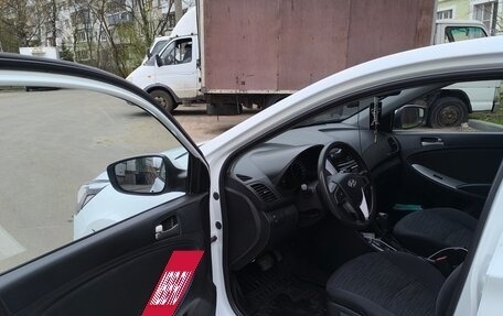 Hyundai Solaris II рестайлинг, 2015 год, 752 000 рублей, 7 фотография