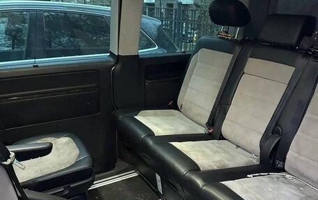 Volkswagen Multivan T6 рестайлинг, 2016 год, 3 100 000 рублей, 3 фотография