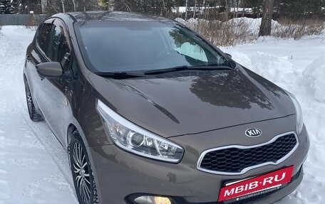 KIA cee'd III, 2014 год, 1 095 000 рублей, 3 фотография