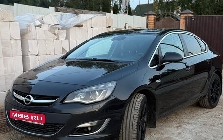 Opel Astra J, 2013 год, 800 000 рублей, 8 фотография