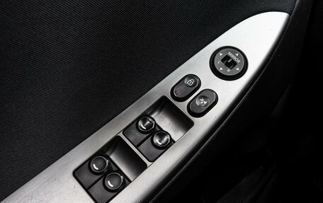 Hyundai Solaris II рестайлинг, 2015 год, 1 160 000 рублей, 17 фотография