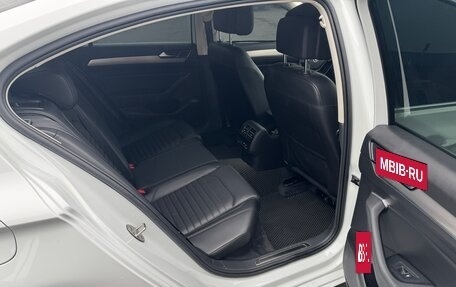 Volkswagen Passat B8 рестайлинг, 2016 год, 2 150 000 рублей, 17 фотография