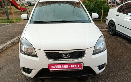 KIA Rio II, 2010 год, 740 000 рублей, 1 фотография