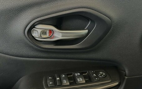 Jeep Cherokee, 2014 год, 1 200 000 рублей, 11 фотография