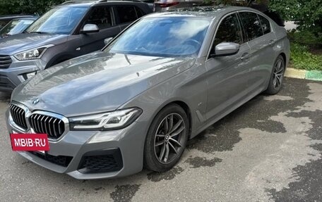 BMW 5 серия, 2020 год, 4 100 000 рублей, 3 фотография