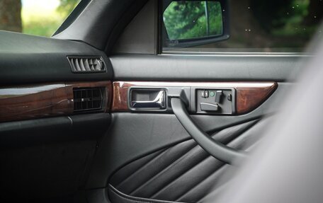 Mercedes-Benz S-Класс, 1991 год, 7 590 000 рублей, 18 фотография