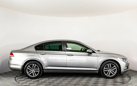 Volkswagen Passat B8 рестайлинг, 2016 год, 1 699 000 рублей, 5 фотография