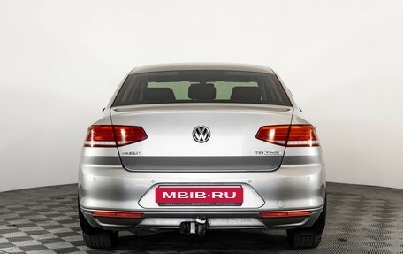 Volkswagen Passat B8 рестайлинг, 2016 год, 1 699 000 рублей, 7 фотография