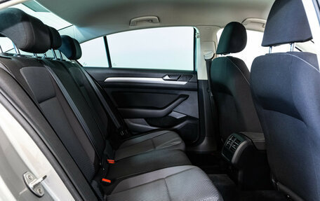 Volkswagen Passat B8 рестайлинг, 2016 год, 1 699 000 рублей, 19 фотография