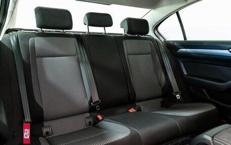 Volkswagen Passat B8 рестайлинг, 2016 год, 1 699 000 рублей, 20 фотография