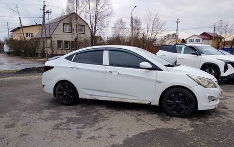 Hyundai Solaris II рестайлинг, 2015 год, 2 фотография