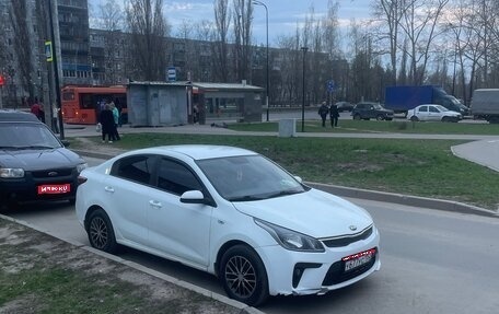KIA Rio IV, 2019 год, 966 000 рублей, 1 фотография