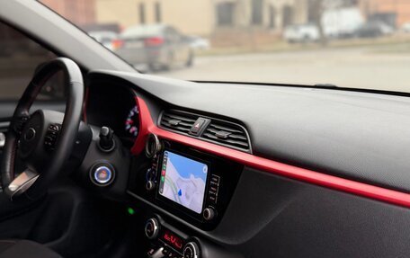 KIA Rio IV, 2021 год, 1 545 000 рублей, 17 фотография