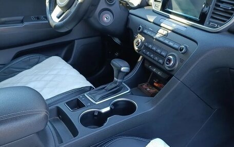 KIA Sportage IV рестайлинг, 2019 год, 2 470 000 рублей, 8 фотография