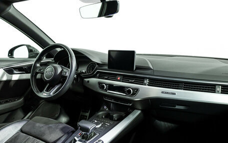 Audi A4, 2018 год, 2 499 700 рублей, 9 фотография