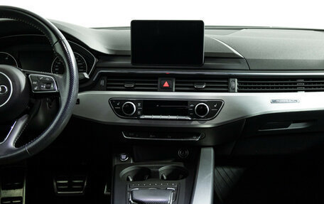 Audi A4, 2018 год, 2 499 700 рублей, 14 фотография