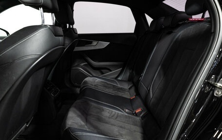 Audi A4, 2018 год, 2 499 700 рублей, 10 фотография