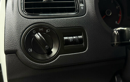 Volkswagen Polo VI (EU Market), 2015 год, 880 000 рублей, 17 фотография