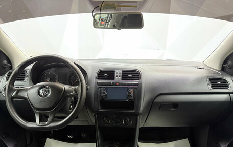 Volkswagen Polo VI (EU Market), 2015 год, 880 000 рублей, 7 фотография