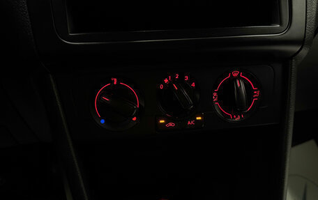 Volkswagen Polo VI (EU Market), 2015 год, 880 000 рублей, 14 фотография