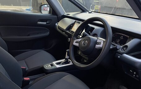 Honda Fit, 2021 год, 1 330 000 рублей, 11 фотография