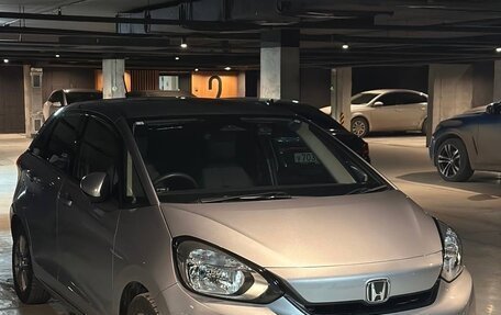 Honda Fit, 2021 год, 1 330 000 рублей, 16 фотография