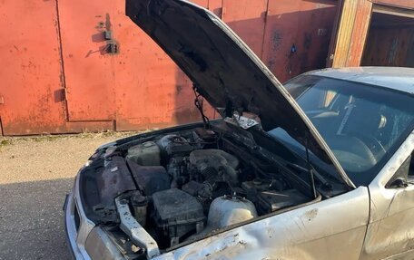 BMW 3 серия, 1998 год, 300 000 рублей, 11 фотография