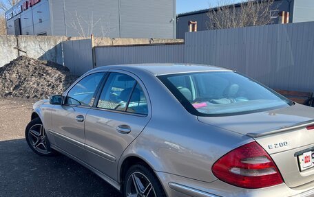 Mercedes-Benz E-Класс, 2003 год, 820 000 рублей, 2 фотография