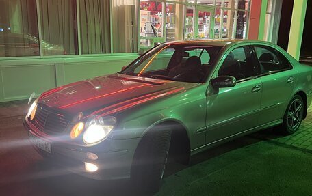 Mercedes-Benz E-Класс, 2003 год, 820 000 рублей, 11 фотография