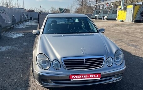 Mercedes-Benz E-Класс, 2003 год, 820 000 рублей, 7 фотография