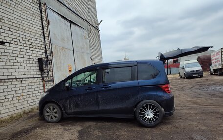 Honda Freed I, 2009 год, 1 050 000 рублей, 5 фотография