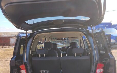 Honda Freed I, 2009 год, 1 050 000 рублей, 28 фотография