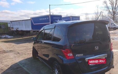 Honda Freed I, 2009 год, 1 050 000 рублей, 31 фотография