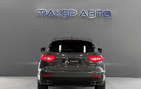 Maserati Levante I, 2018 год, 3 700 000 рублей, 6 фотография