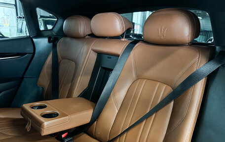 Maserati Levante I, 2018 год, 3 700 000 рублей, 22 фотография