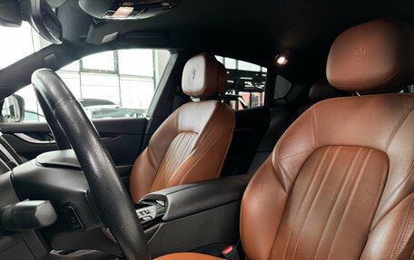 Maserati Levante I, 2018 год, 3 700 000 рублей, 15 фотография