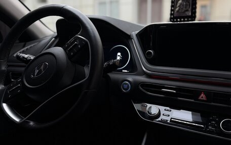 Hyundai Sonata VIII, 2021 год, 2 950 000 рублей, 19 фотография