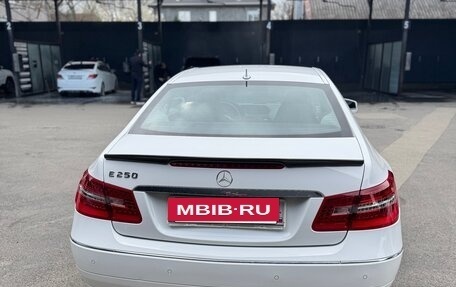 Mercedes-Benz E-Класс, 2013 год, 1 290 000 рублей, 8 фотография