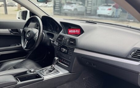 Mercedes-Benz E-Класс, 2013 год, 1 290 000 рублей, 14 фотография