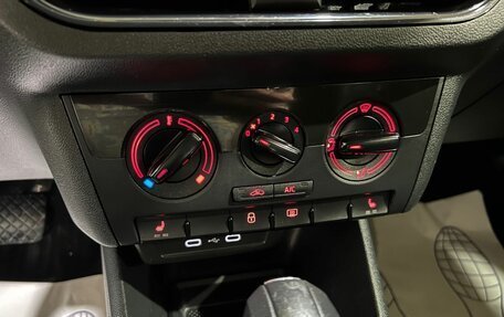 Volkswagen Polo VI (EU Market), 2020 год, 1 600 000 рублей, 25 фотография