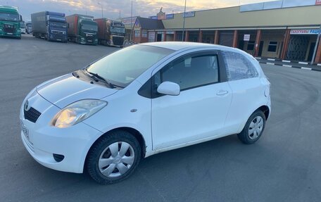 Toyota Yaris III рестайлинг, 2008 год, 220 000 рублей, 3 фотография