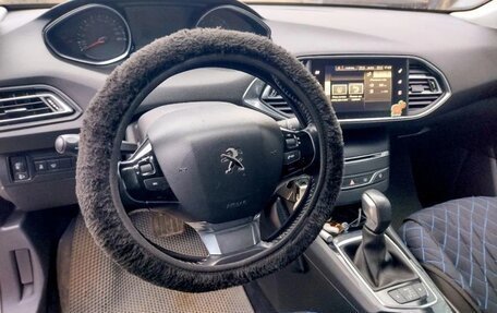 Peugeot 308 II, 2017 год, 1 100 000 рублей, 8 фотография