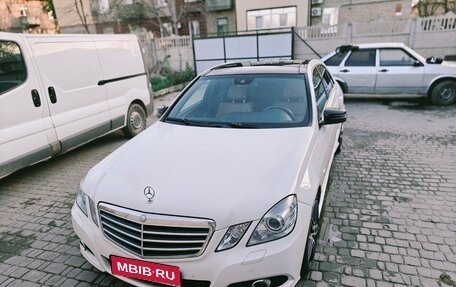 Mercedes-Benz E-Класс, 2012 год, 1 800 000 рублей, 1 фотография