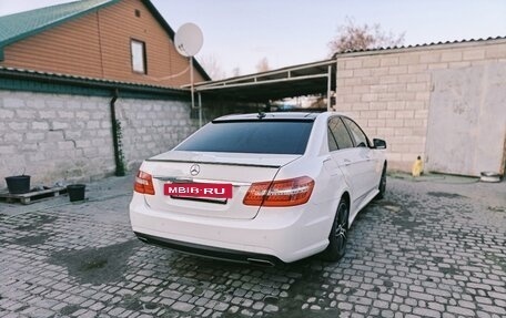 Mercedes-Benz E-Класс, 2012 год, 1 800 000 рублей, 2 фотография