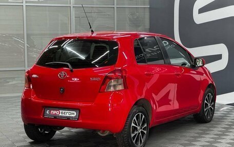 Toyota Yaris III рестайлинг, 2007 год, 699 900 рублей, 6 фотография