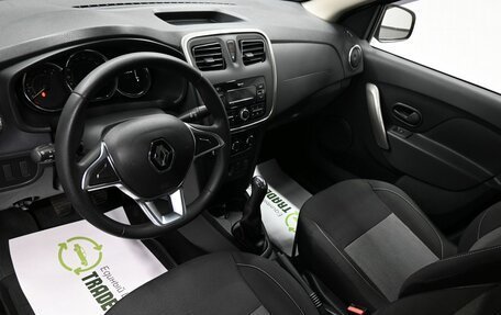 Renault Logan II, 2019 год, 1 295 000 рублей, 9 фотография