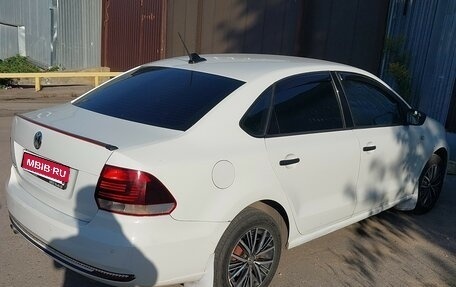 Volkswagen Polo VI (EU Market), 2018 год, 600 000 рублей, 4 фотография